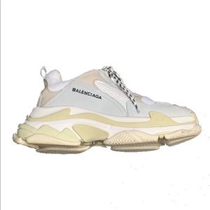 BALENCIAGA - Triple S Trainers for men size 42
